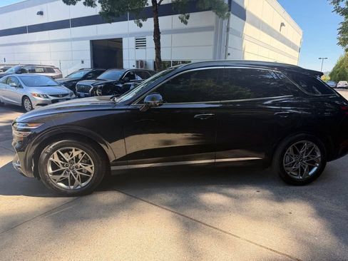 Used 2024 Genesis GV70 2.5T w/ Advanced Package AWD/4WD image 6