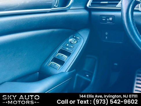 Used 2022 Honda Accord Sport image 13