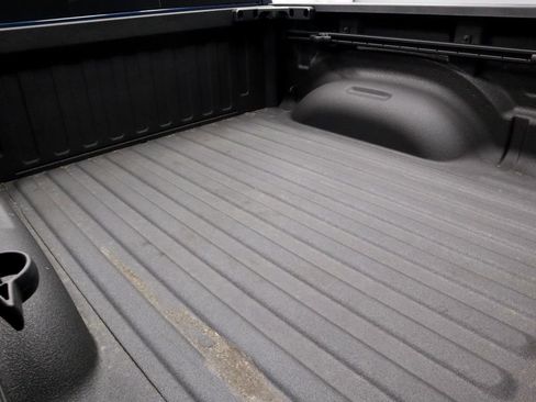 Used 2023 RAM 1500 Laramie AWD/4WD image 13