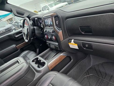 Certified 2021 Chevrolet Silverado 1500 High Country RWD image 24