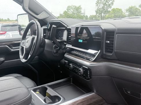 Used 2025 Chevrolet Silverado 2500 LT w/ Trail Boss Package AWD/4WD image 14