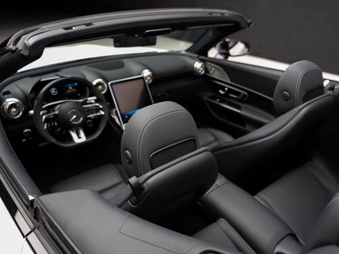 Used 2022 Mercedes-Benz SL 63 AMG 4MATIC image 74