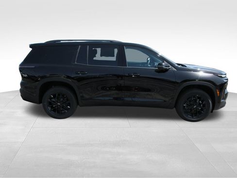 New 2026 Chevrolet Traverse LT w/ Midnight/Sport Edition FWD image 7