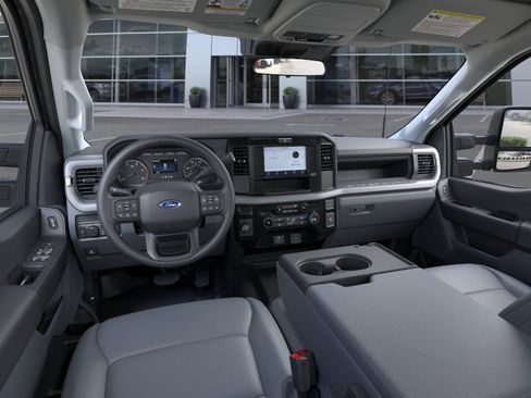 New 2026 Ford F250 XL RWD image 33