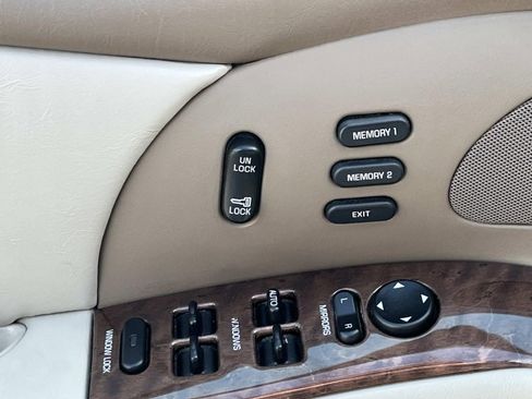 Used 2004 Buick Park Avenue FWD image 26
