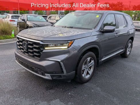 Used 2025 Honda Pilot EX-L image 8