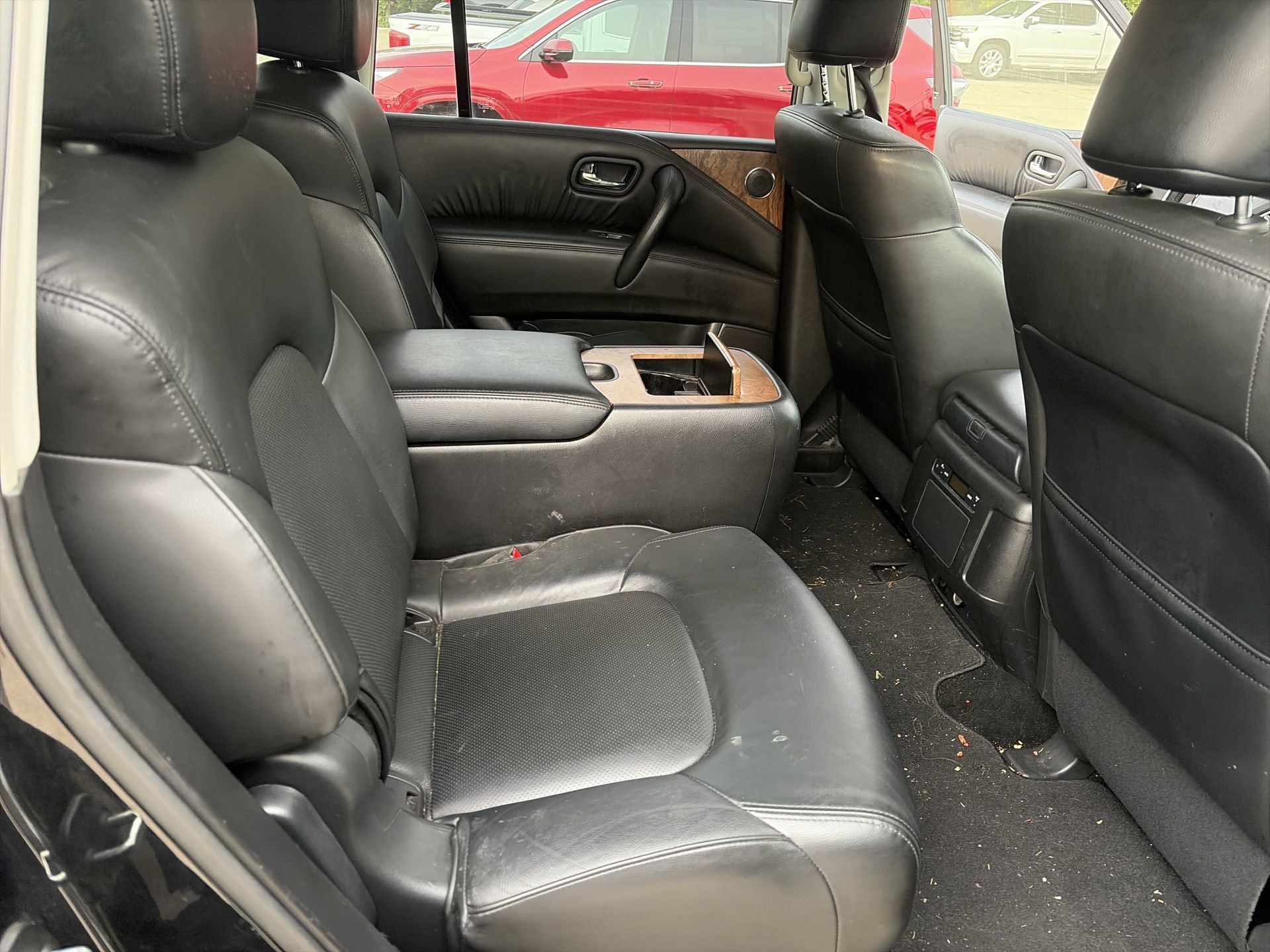 Used 2022 Nissan Armada SL w/ Captain's Chairs Package AWD/4WD image 29