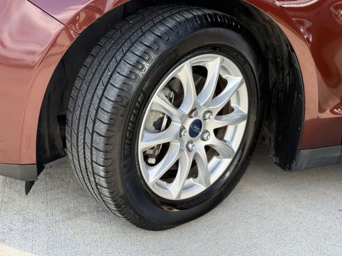 Used 2015 Ford Fusion S image 18