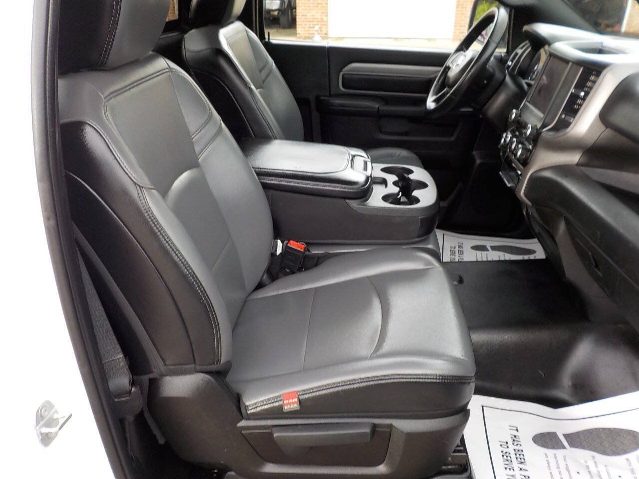 Used 2022 RAM 2500 Tradesman RWD image 25