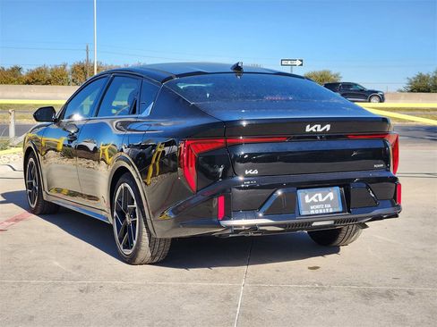 New 2025 Kia K4 GT-Line image 3
