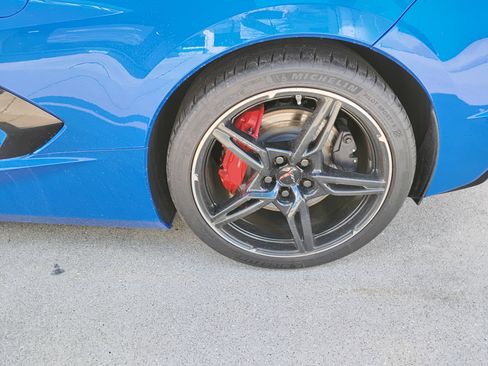 Used 2024 Chevrolet Corvette 2LT w/ Z51 Performance Package image 18