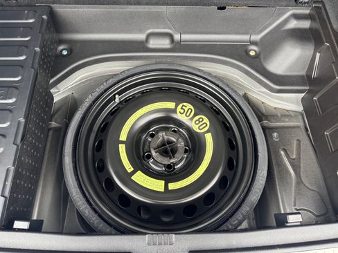 Used 2010 Mercedes-Benz GLK 350 4MATIC image 11