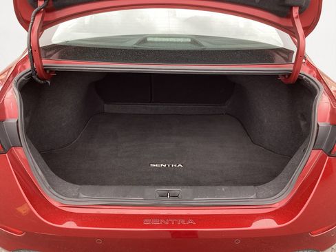 Used 2024 Nissan Sentra SV w/ Lighting Package image 16