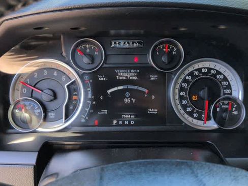 Used 2015 RAM 2500 Laramie AWD/4WD image 32