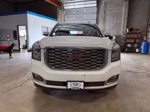 Used 2018 GMC Yukon XL Denali w/ Denali Ultimate Package image 8