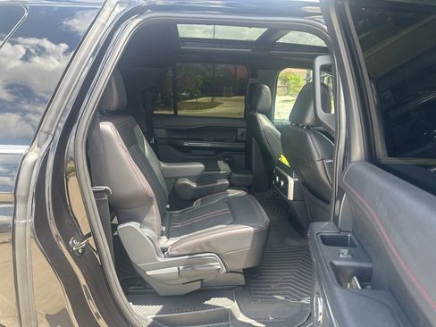 Used 2023 Ford Expedition Max Limited image 13