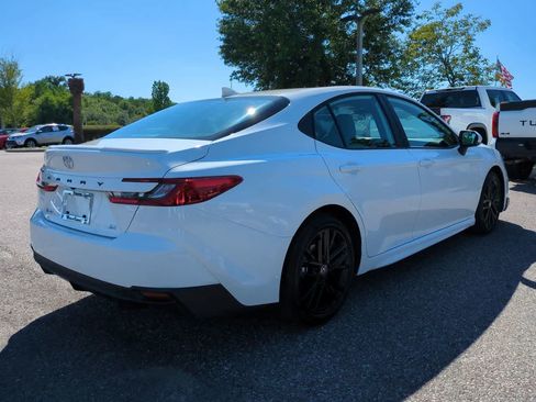 Certified 2026 Toyota Camry SE FWD image 6