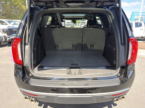 Used 2023 GMC Yukon Denali AWD/4WD image 34