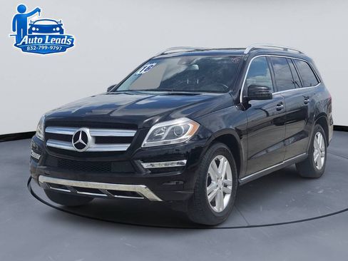 Used 2016 Mercedes-Benz GL 450 4MATIC w/ Premium I Package image 3
