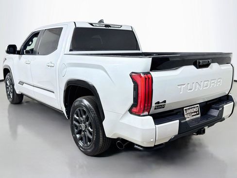 Used 2024 Toyota Tundra Platinum AWD/4WD image 6