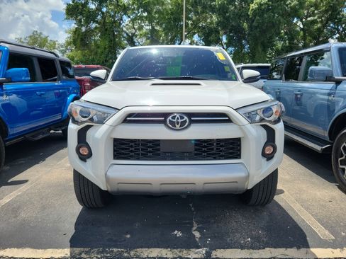 Used 2023 Toyota 4Runner TRD Off-Road Premium w/ Moonroof Package AWD/4WD image 2