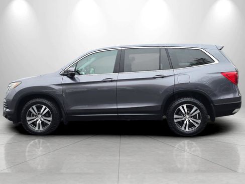 Used 2016 Honda Pilot EX image 5