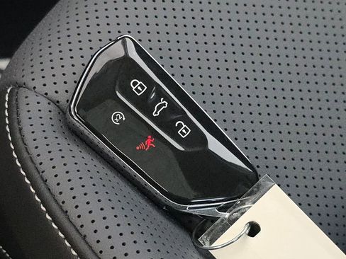 New 2026 Volkswagen Tiguan SE AWD/4WD image 16