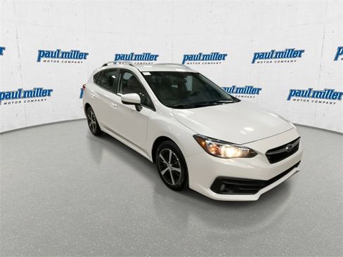 Used 2021 Subaru Impreza Premium image 2