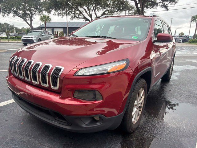 Used 2014 Jeep Cherokee Latitude AWD/4WD image 2
