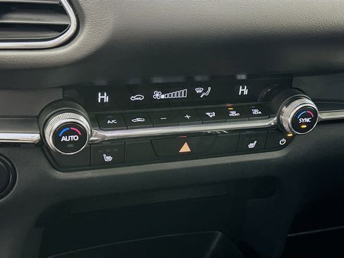 Used 2025 MAZDA CX-30 AWD 2.5 S w/ Preferred Package image 24