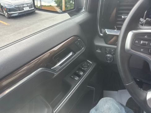 Used 2023 Chevrolet Silverado 1500 LT Trail Boss w/ Protection Package AWD/4WD image 13