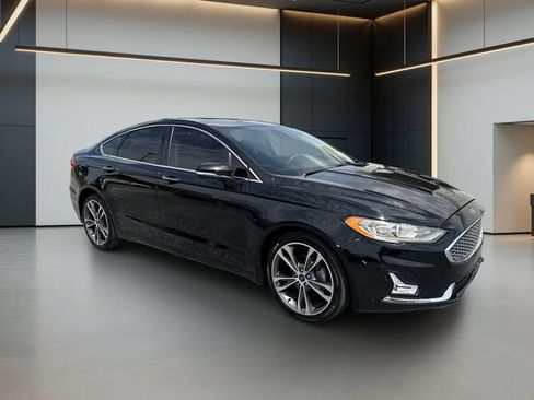 Used 2020 Ford Fusion Titanium AWD/4WD image 8