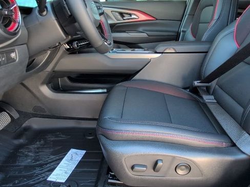 New 2026 Chevrolet Equinox EV RS image 12