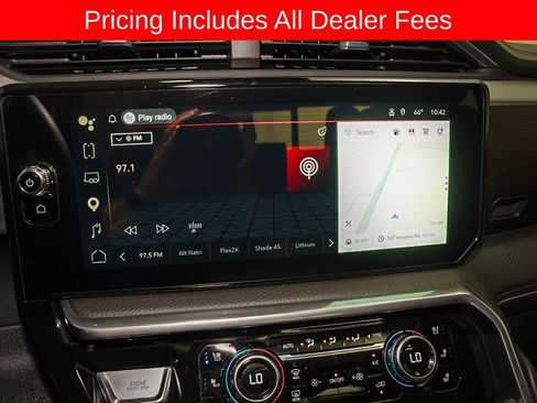 Used 2023 GMC Sierra 1500 Denali w/ Denali Reserve Package AWD/4WD image 15
