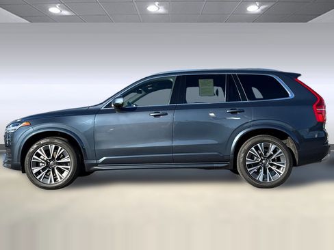 Used 2022 Volvo XC90 T6 Momentum w/ Climate Package image 2