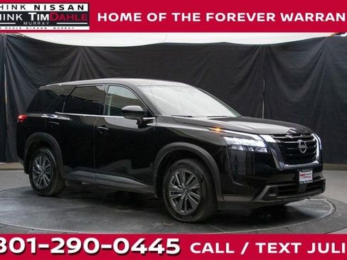 Used 2023 Nissan Pathfinder S w/ Cargo Package image 1