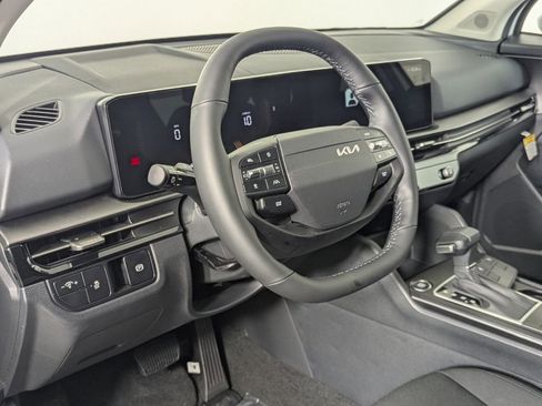 New 2026 Kia Sportage LX w/ LX Convenience Package AWD/4WD image 11
