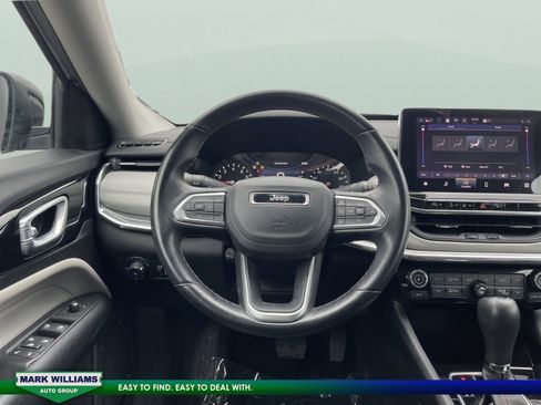 Used 2022 Jeep Compass Limited image 27