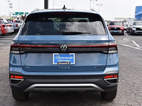 New 2026 Volkswagen Taos SE image 6