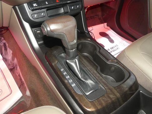 Used 2016 GMC Canyon SLT w/ Driver Alert Package image 37