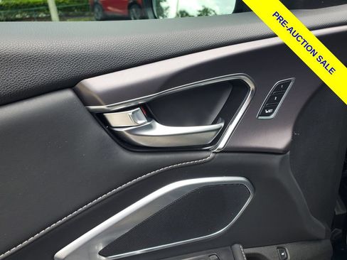 Used 2025 Acura RDX SH-AWD image 22
