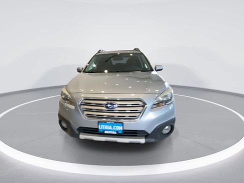 Used 2016 Subaru Outback 2.5i Limited AWD/4WD image 3