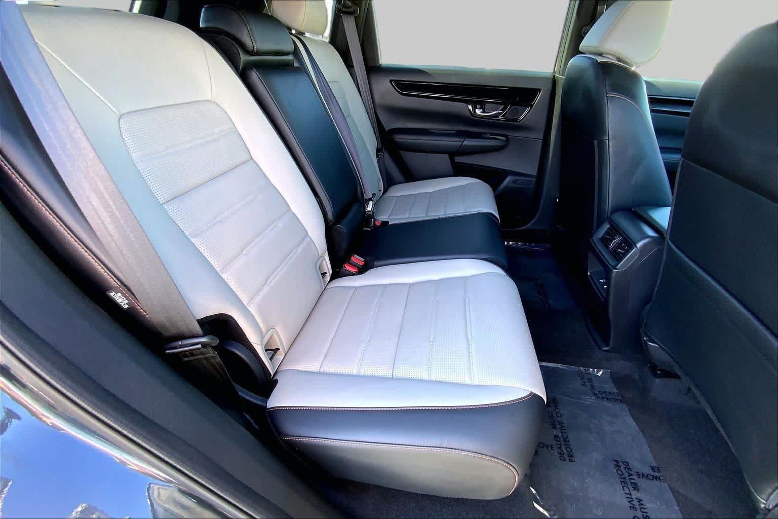 Used 2024 Honda CR-V Sport Touring image 19