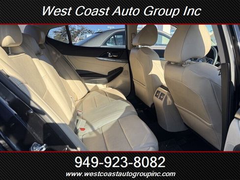 Used 2020 Nissan Maxima 3.5 SV w/ Floor Mat Group image 9