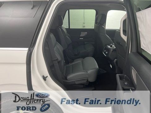 New 2026 Ford Expedition Active image 40