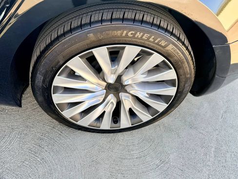 Used 2024 Tesla Model 3 Standard Range RWD image 23