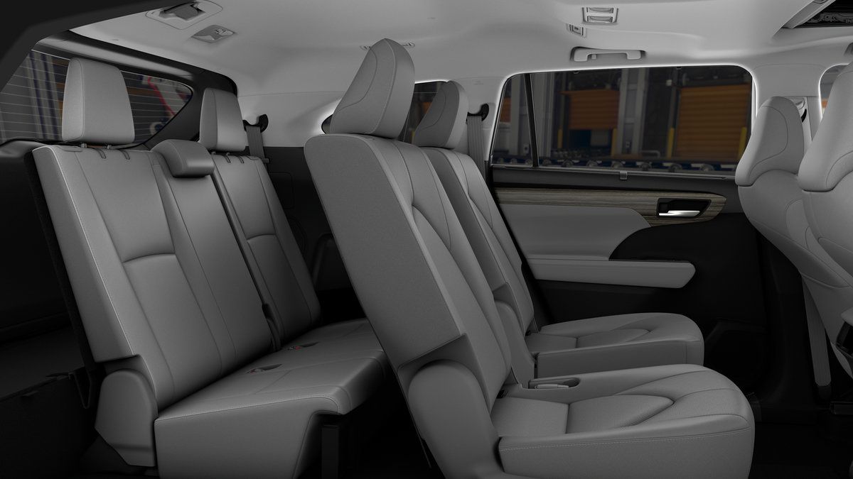 New 2026 Toyota Highlander Limited AWD/4WD image 21