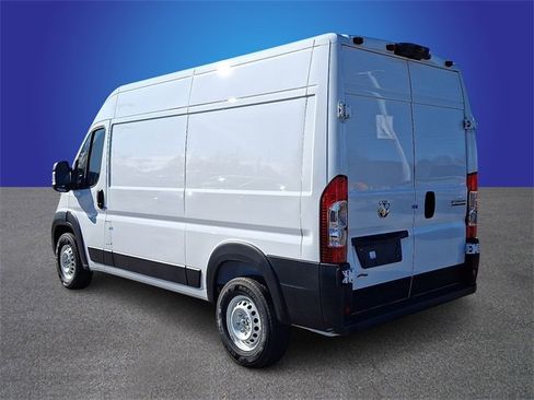 Used 2024 RAM ProMaster 2500 w/ Safety Group image 6