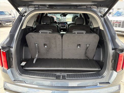 Used 2023 Kia Sorento SX image 24