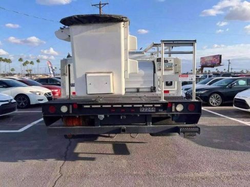 Used 2012 Ford F550 2WD Regular Cab Super Duty w/ PWR Equipment Group image 6